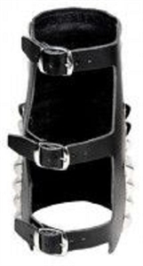 Pyramidennieten - Armband